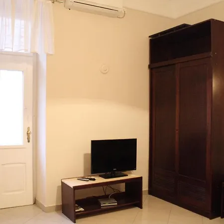 Apartment Rezine *
